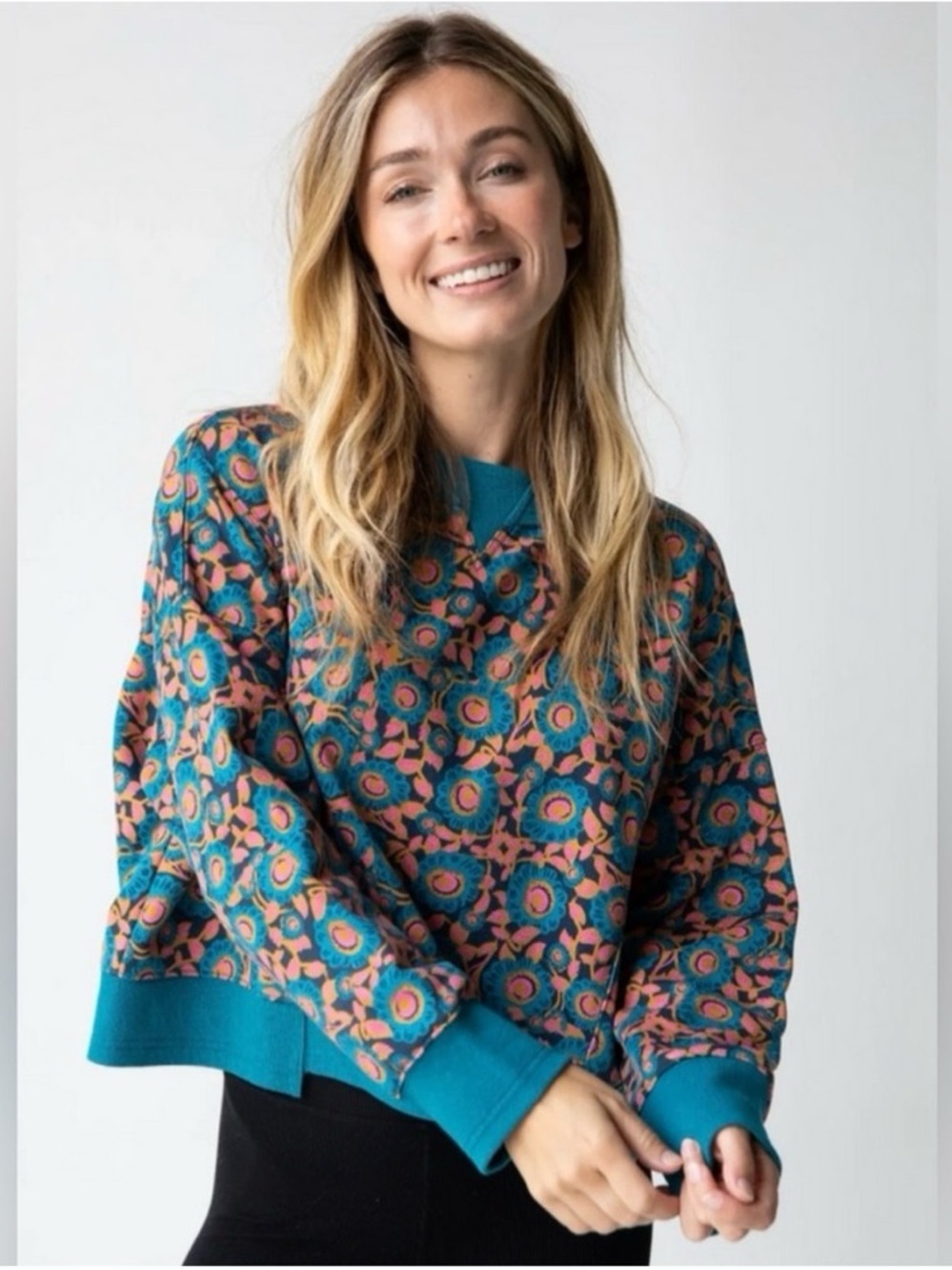 Natural Life Women’s Small Selah Printed Pullover Boho Sweatshirt Blue Boxy Crop